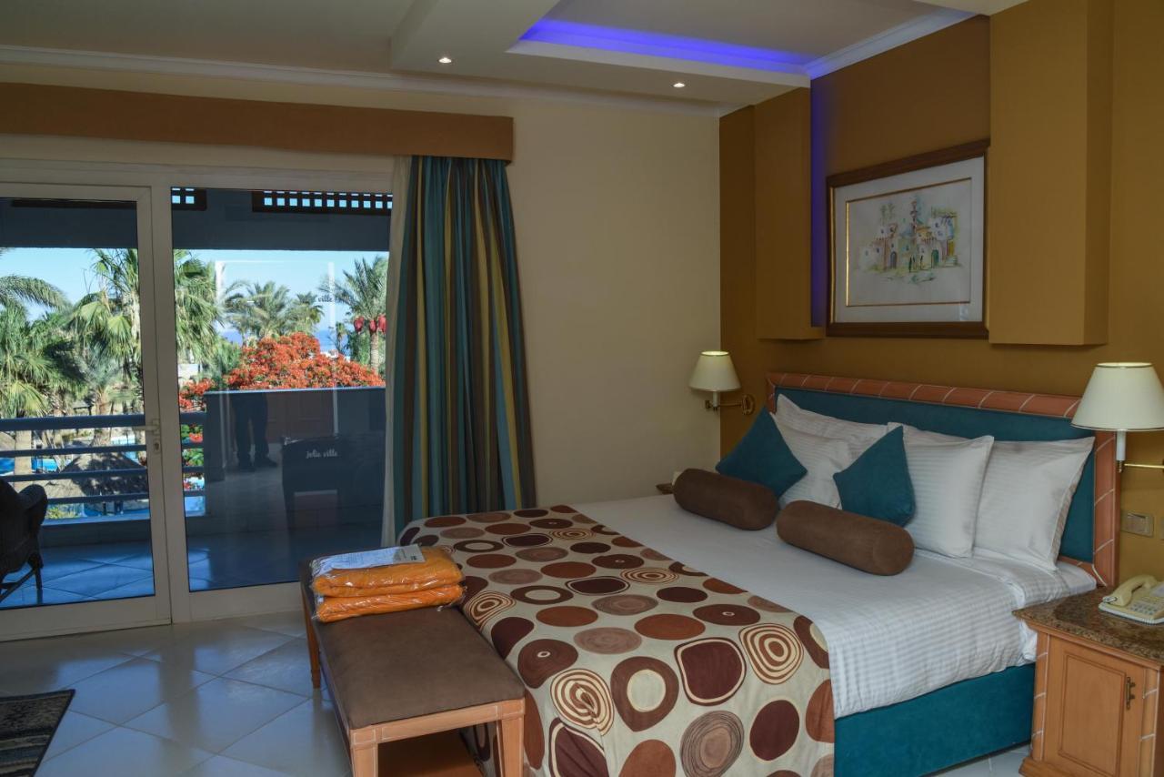 Pickalbatros Golf Beach Resort Sharm el-Sheikh Ngoại thất bức ảnh A bedroom at the hotel