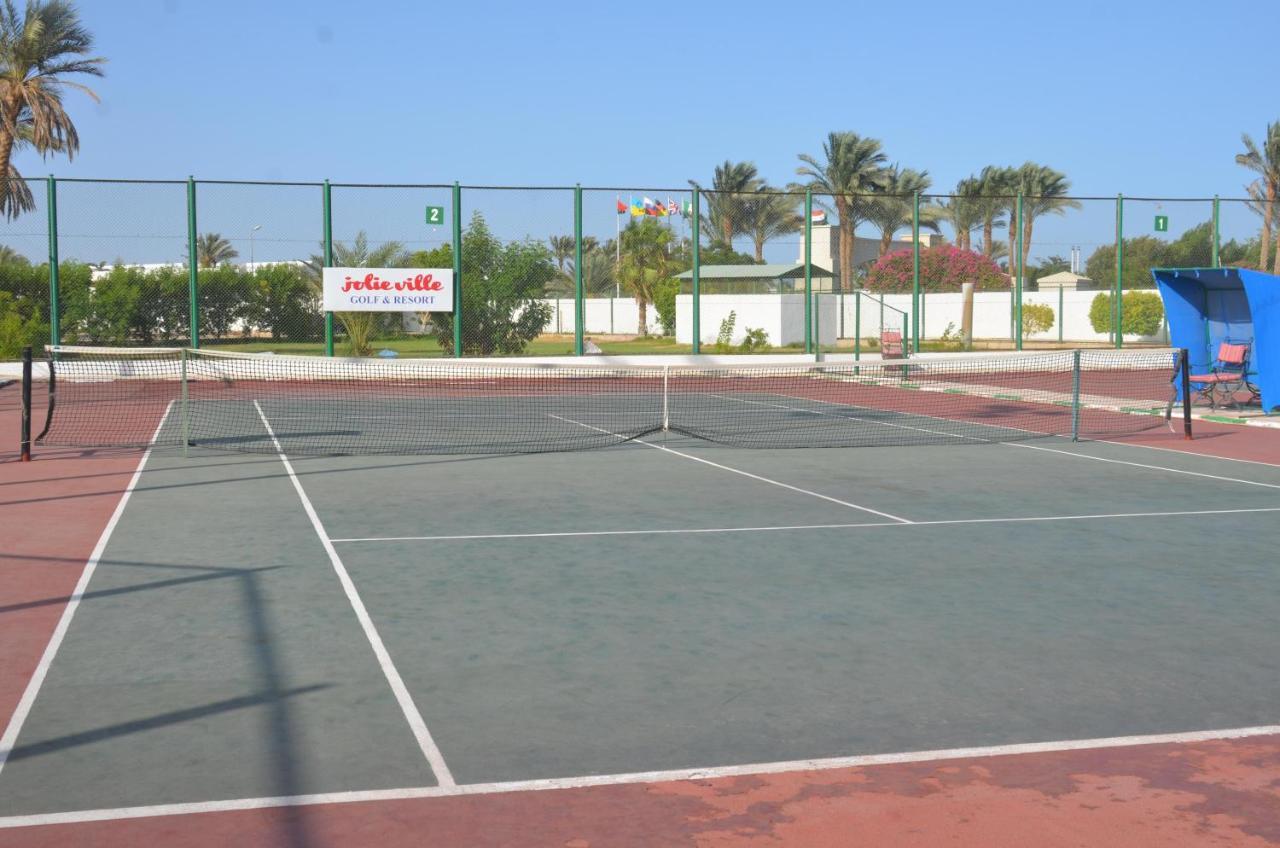 Pickalbatros Golf Beach Resort Sharm el-Sheikh Ngoại thất bức ảnh Tennis court at the club