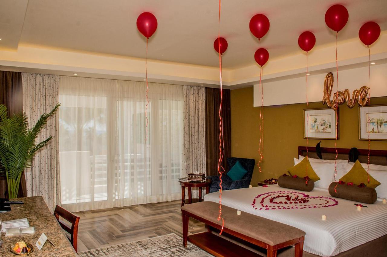 Pickalbatros Golf Beach Resort Sharm el-Sheikh Ngoại thất bức ảnh A room at the hotel