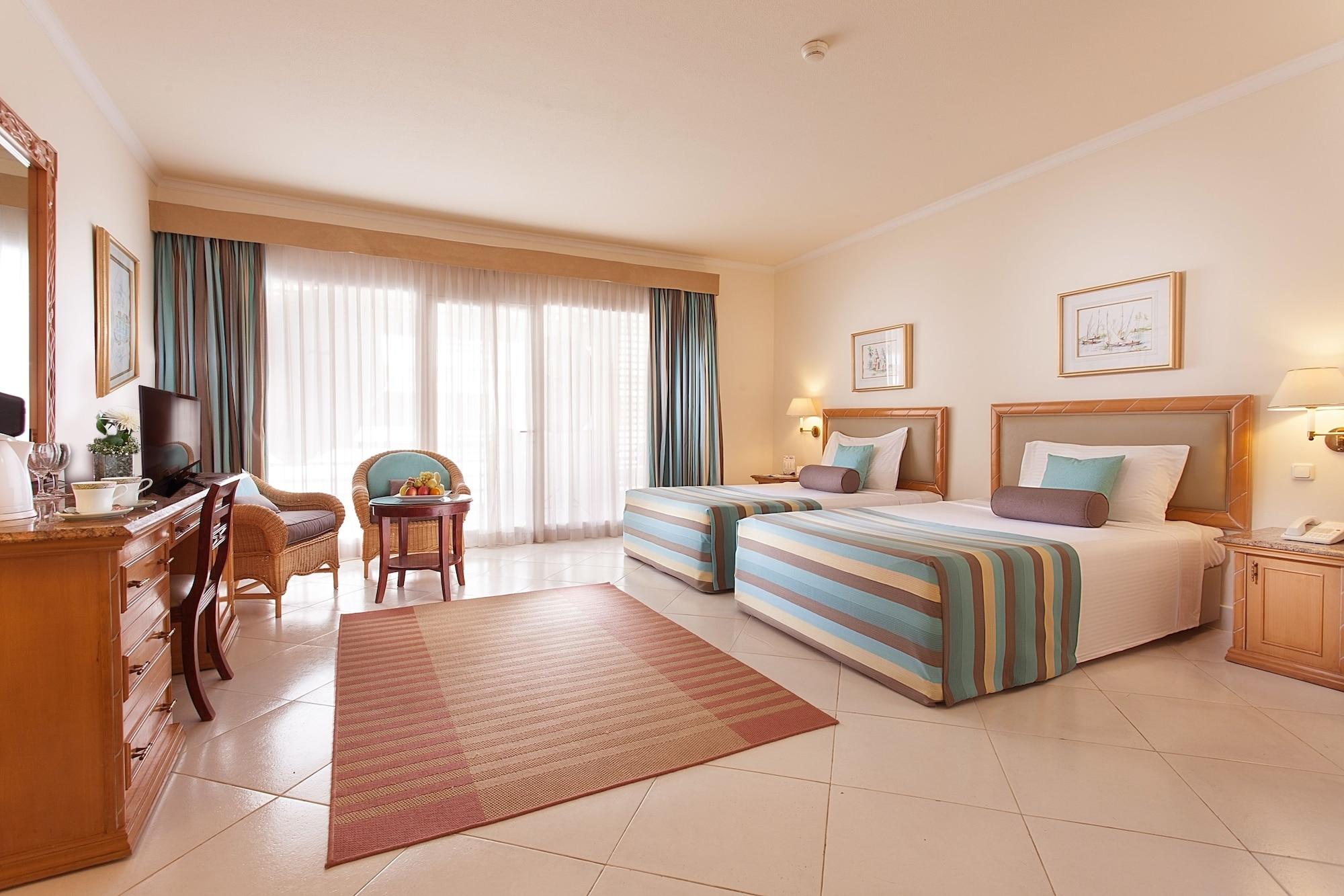 Pickalbatros Golf Beach Resort Sharm el-Sheikh Ngoại thất bức ảnh A room at the hotel